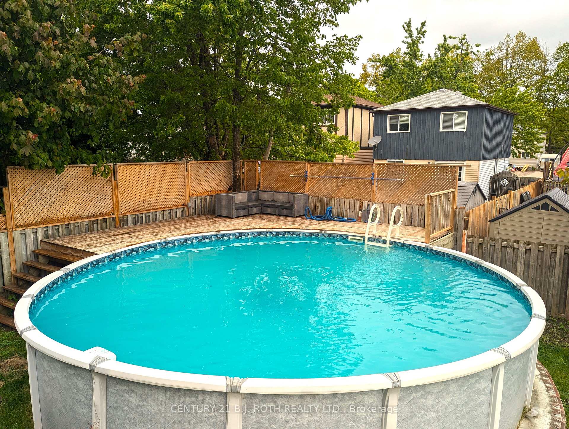 Photo 22 of 247 Letitia Street, Barrie, Letitia Heights — HOMEH