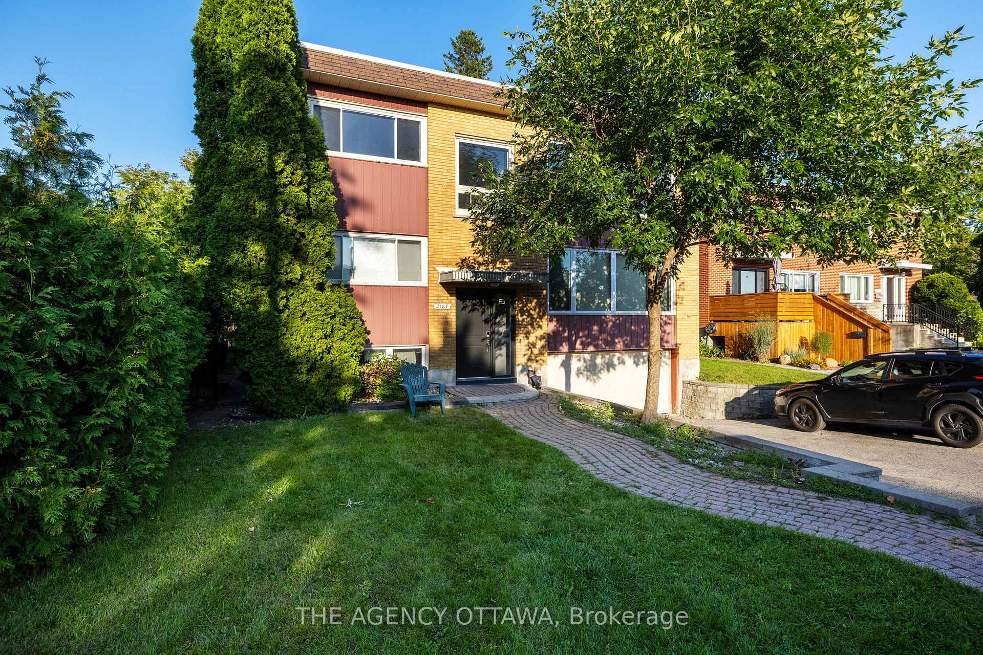 Photo 1 of Unit 2, 2187 Plesser Street, Ottawa, Elmvale Acres/Urbandale — HOMEH