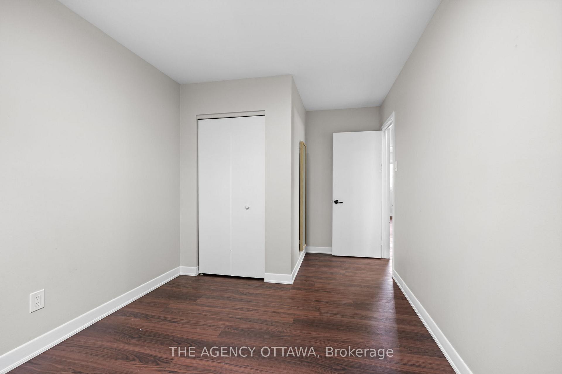 Photo 18 of Unit 2, 2187 Plesser Street, Ottawa, Elmvale Acres/Urbandale — HOMEH