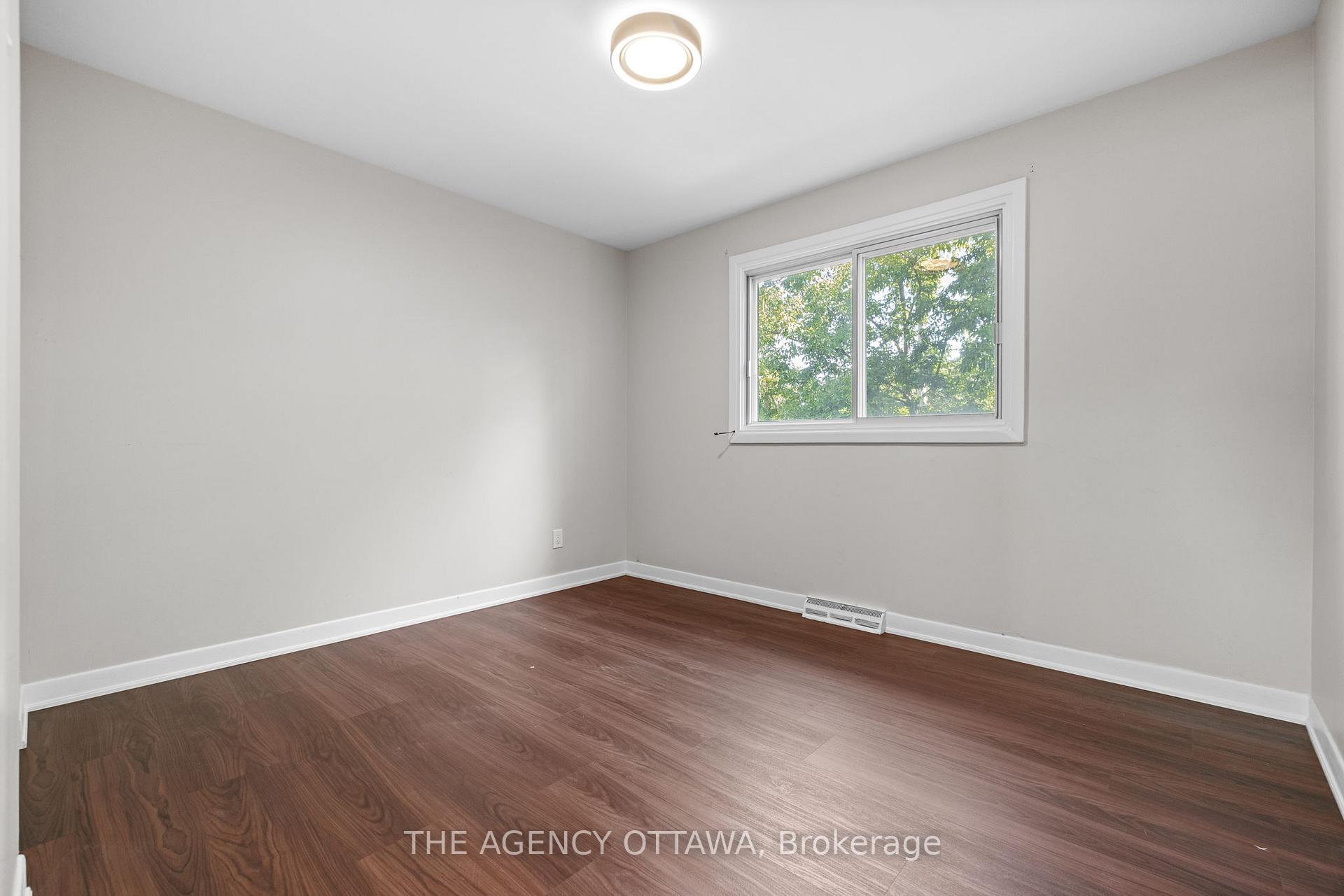 Photo 20 of Unit 2, 2187 Plesser Street, Ottawa, Elmvale Acres/Urbandale — HOMEH
