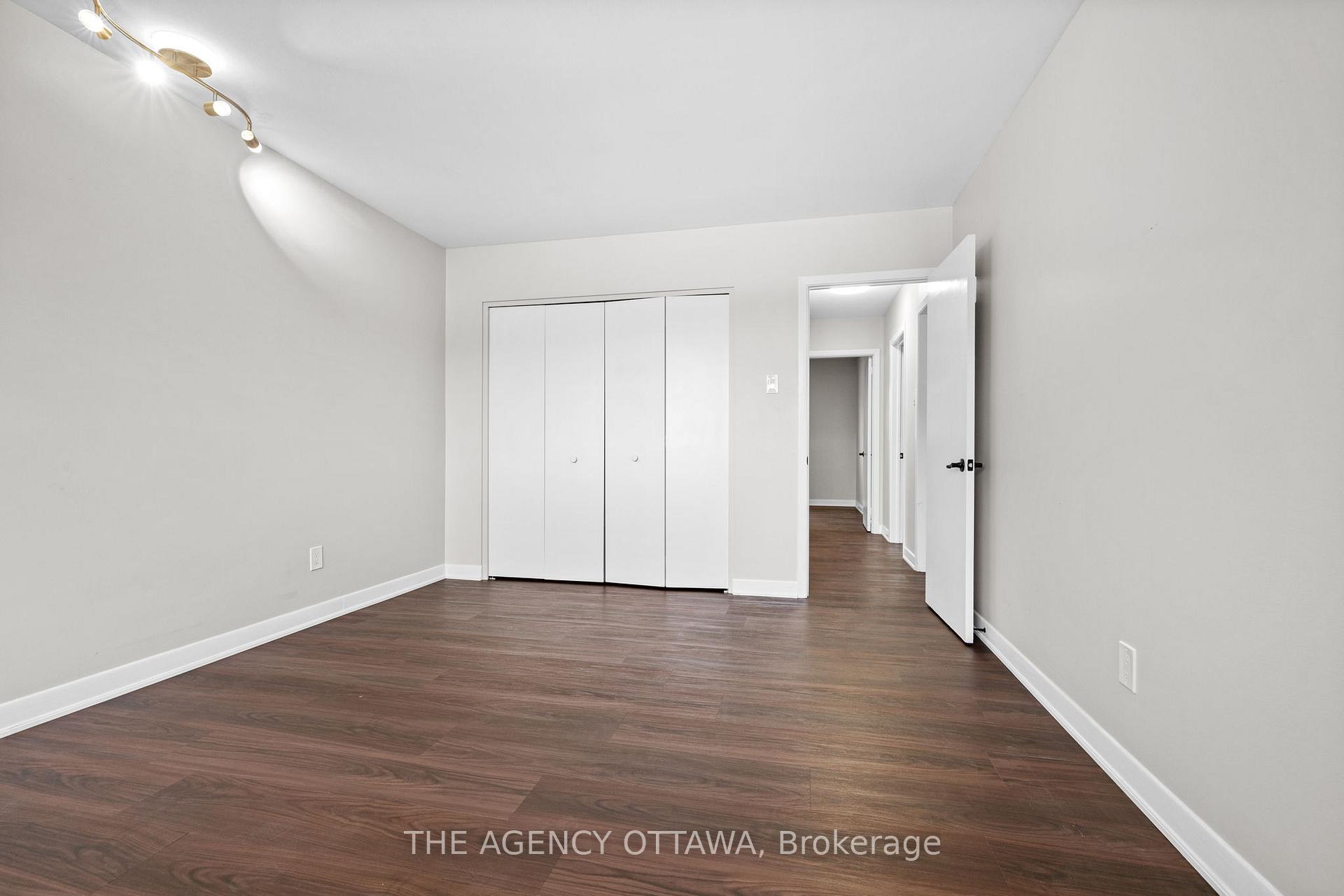 Photo 25 of Unit 2, 2187 Plesser Street, Ottawa, Elmvale Acres/Urbandale — HOMEH