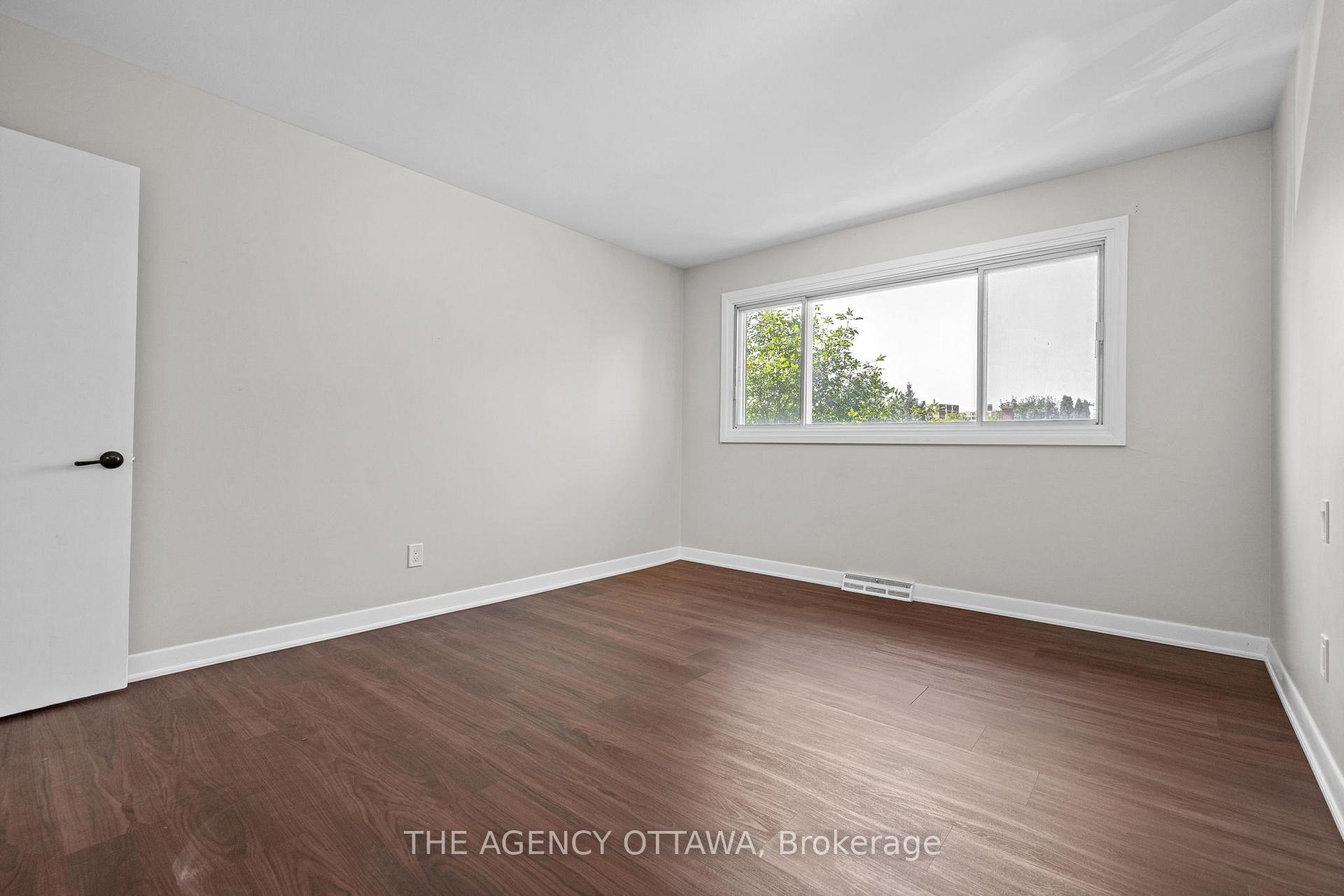 Photo 27 of Unit 2, 2187 Plesser Street, Ottawa, Elmvale Acres/Urbandale — HOMEH