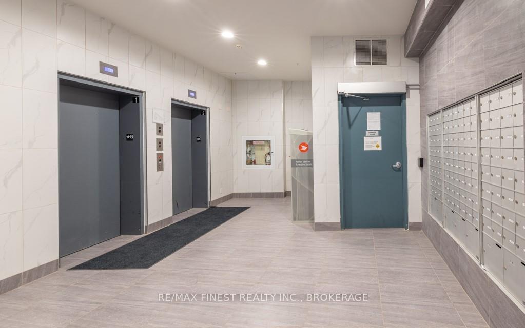 Photo 3 of Unit 906, 652 Princess Street, Kingston, Central City East — HOMEH