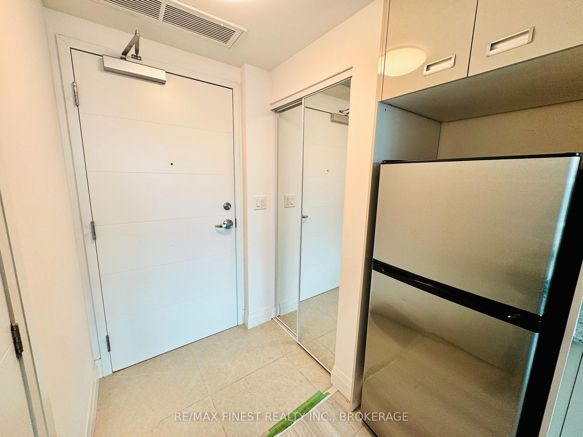 Photo 24 of Unit 906, 652 Princess Street, Kingston, Central City East — HOMEH