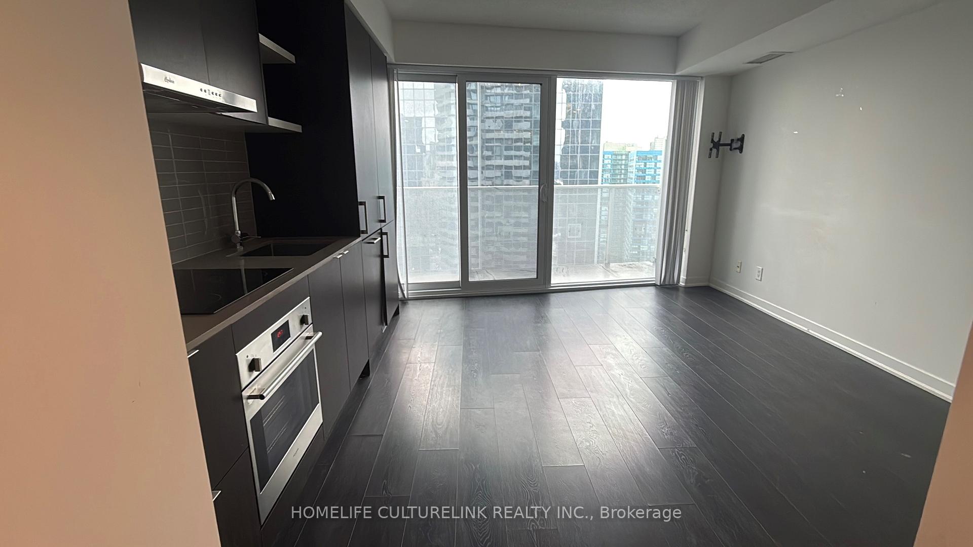 Photo 2 of Unit 3208, 100 Harbour Street, Toronto, Waterfront Communities — HOMEH