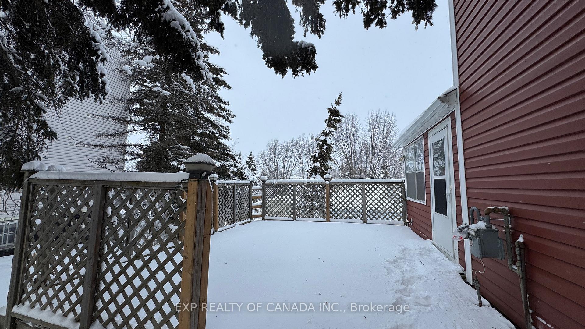 Photo 20 of 127 Fifth Street, Cochrane — HOMEH
