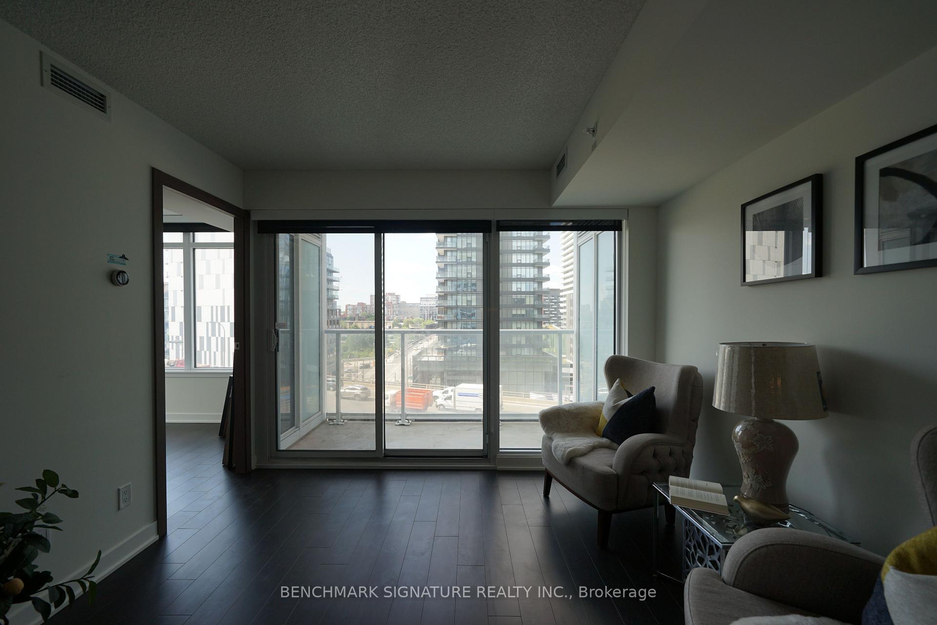 Photo 6 of Unit 903, 19 Bathurst Street, Toronto, Waterfront Communities — HOMEH
