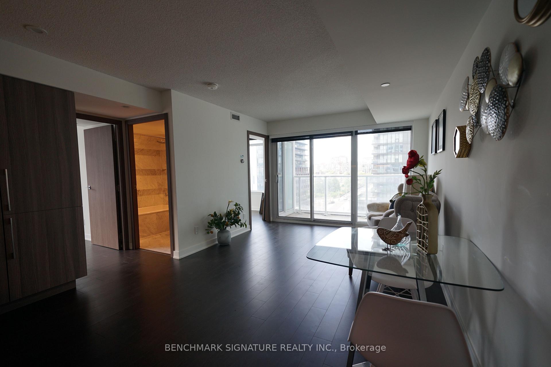 Photo 5 of Unit 903, 19 Bathurst Street, Toronto, Waterfront Communities — HOMEH