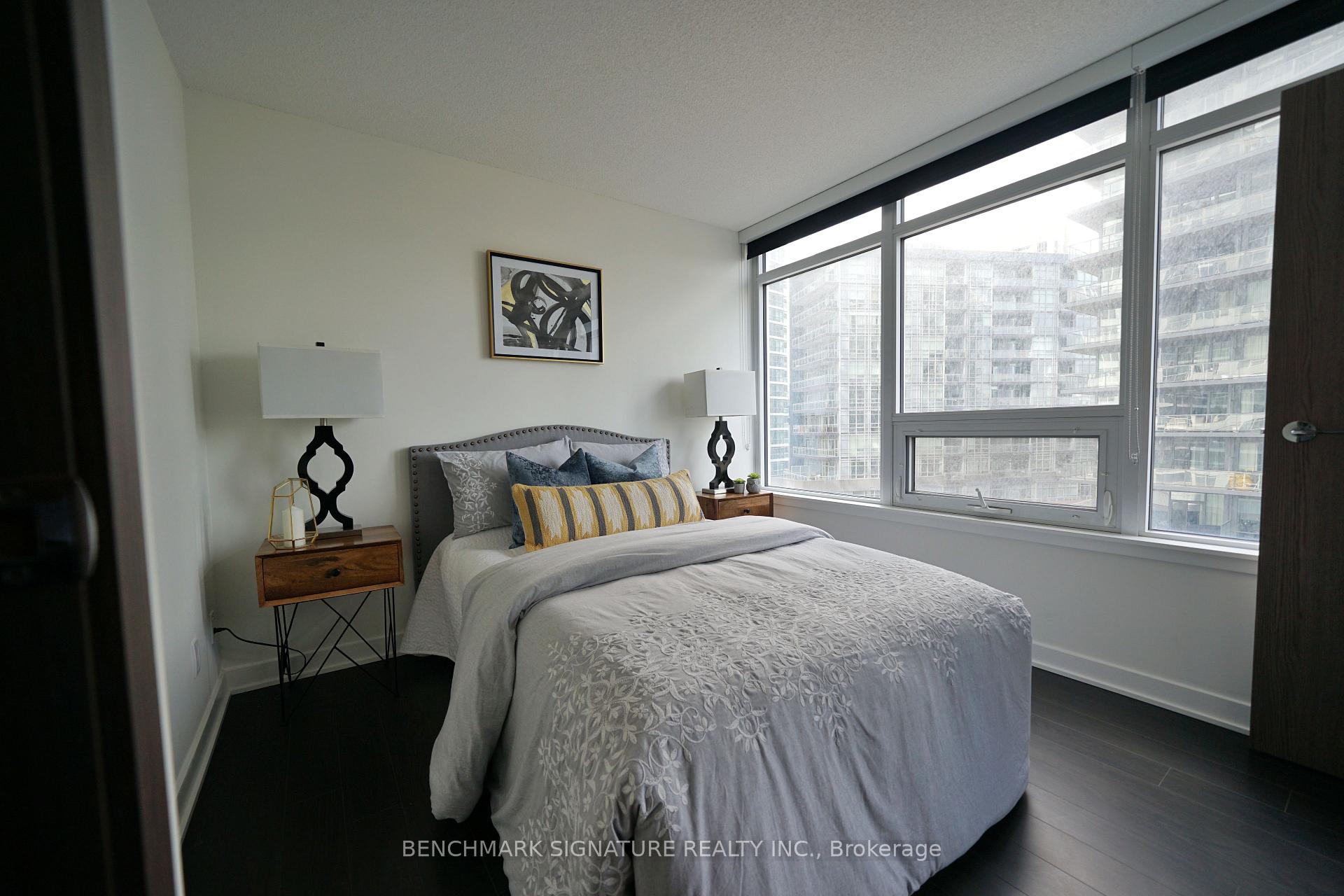 Photo 13 of Unit 903, 19 Bathurst Street, Toronto, Waterfront Communities — HOMEH