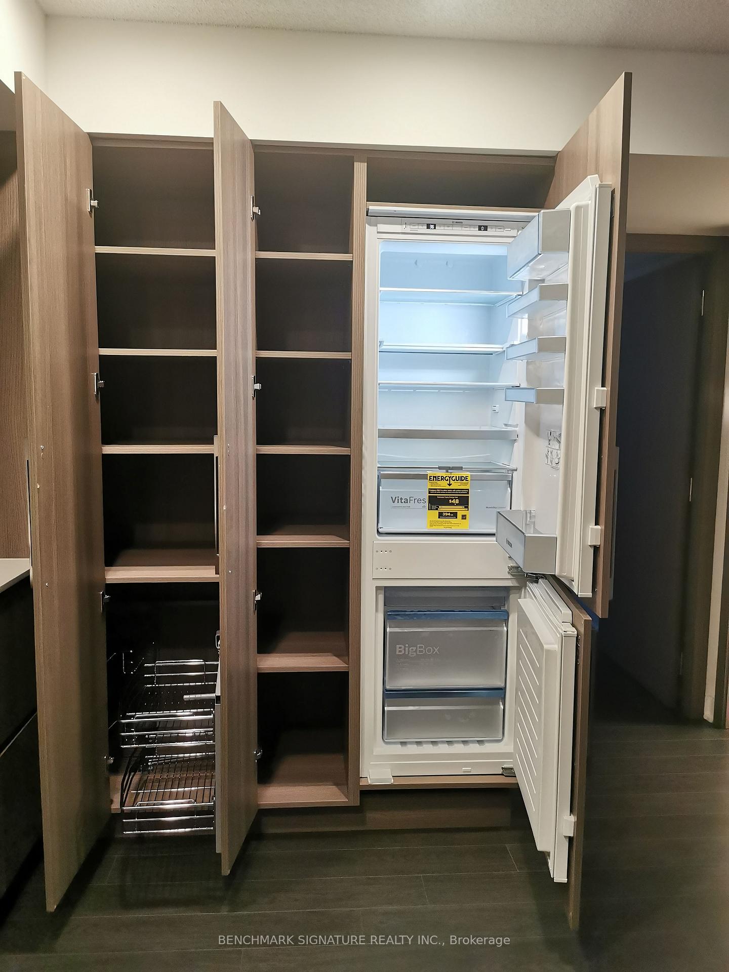 Photo 17 of Unit 903, 19 Bathurst Street, Toronto, Waterfront Communities — HOMEH