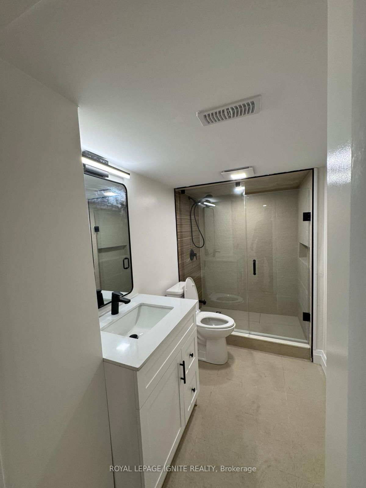 Photo 4 of Unit Lower, 50 Mill Lane, Clarington, Bowmanville — HOMEH