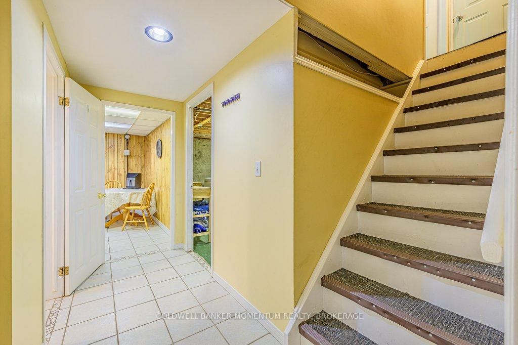 Photo 5 of Unit B, 12 Stanmary Drive, St. Catharines, Fairview — HOMEH