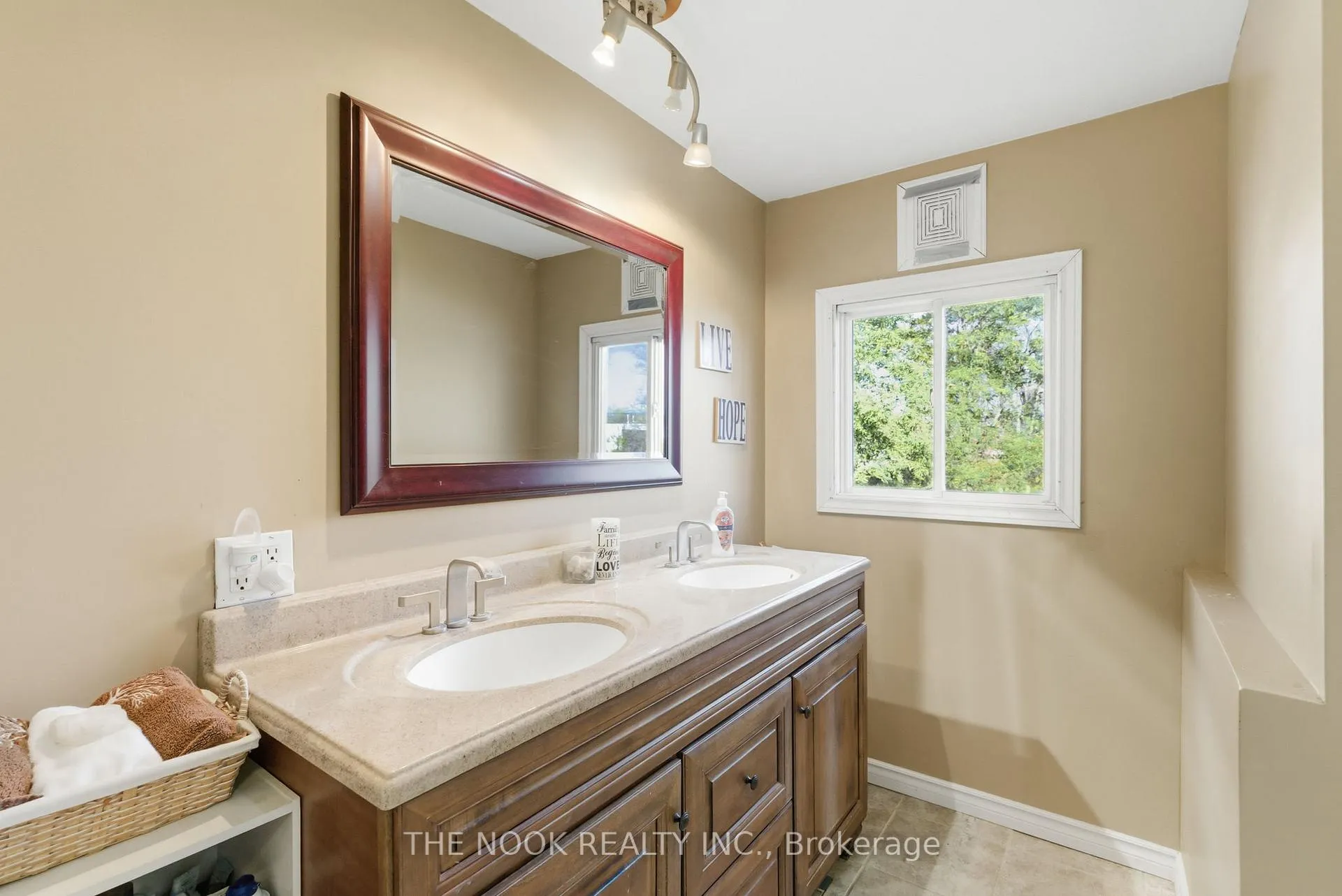 Photo 29 of 45 William Street, Cramahe, Colborne — HOMEH