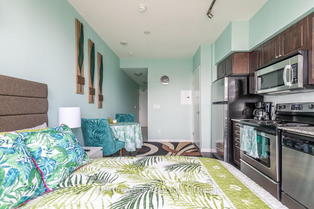 Photo 2 of Unit 1664, 209 Fort York Boulevard, Toronto, Waterfront Communities — HOMEH