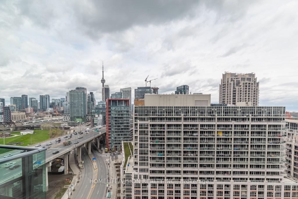 Photo 8 of Unit 1664, 209 Fort York Boulevard, Toronto, Waterfront Communities — HOMEH