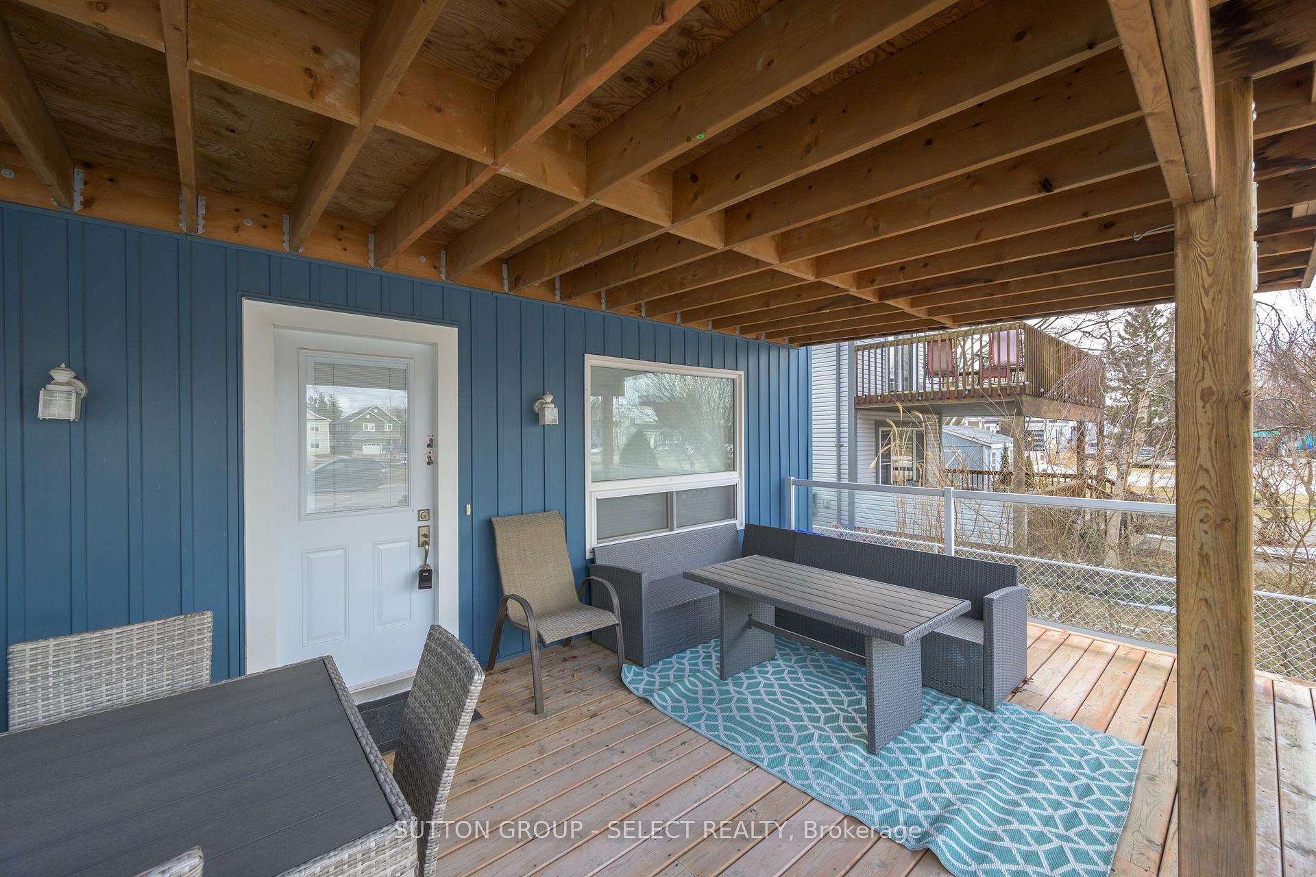Photo 4 of 387 Stanley Pk Drive, Central Elgin, Rural Central Elgin — HOMEH