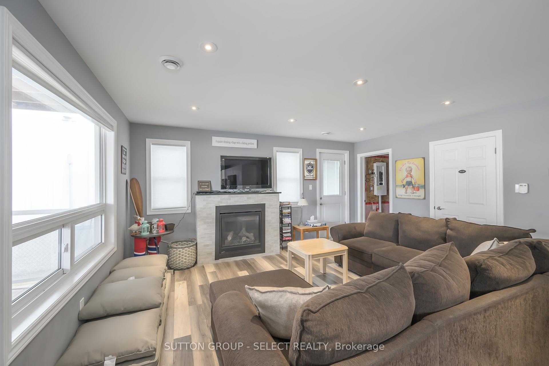 Photo 22 of 387 Stanley Pk Drive, Central Elgin, Rural Central Elgin — HOMEH