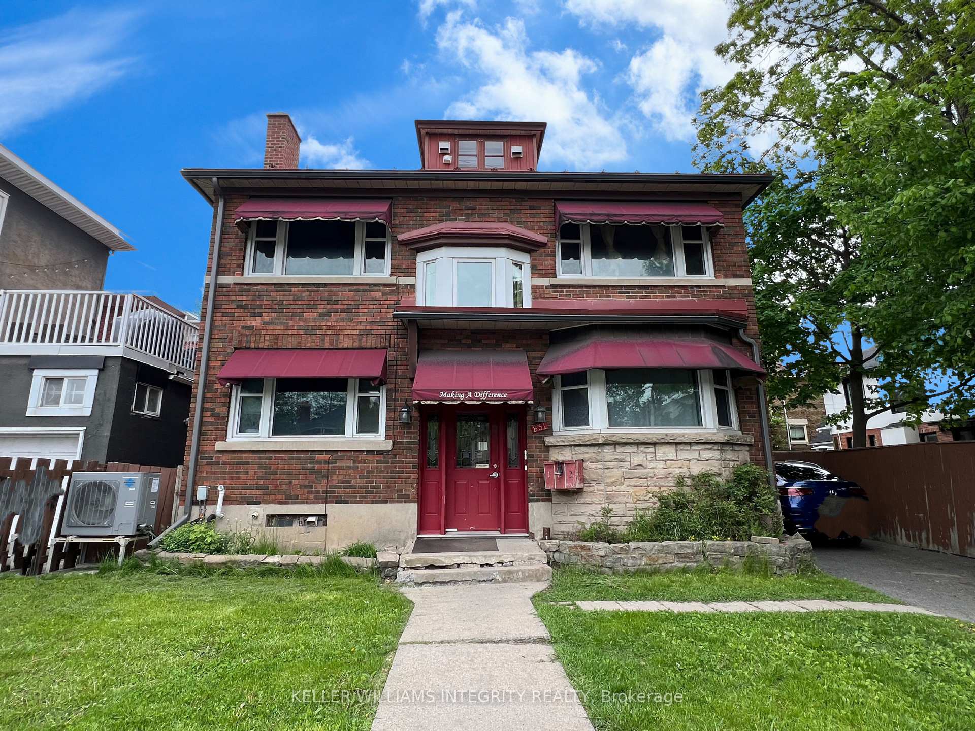Photo 1 of Unit 3, 831 Bronson Avenue, Ottawa, Glebe — HOMEH