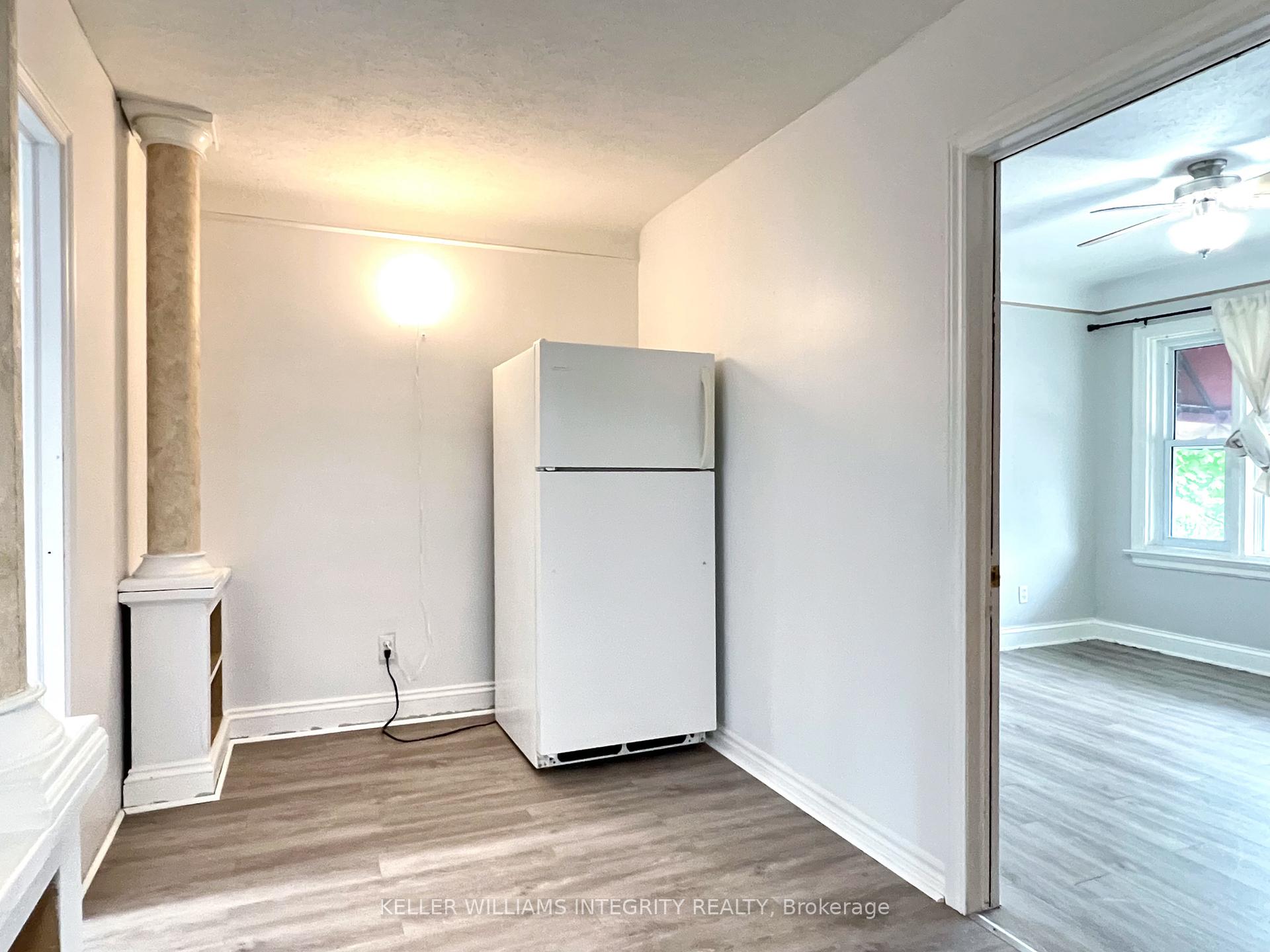 Photo 3 of Unit 3, 831 Bronson Avenue, Ottawa, Glebe — HOMEH
