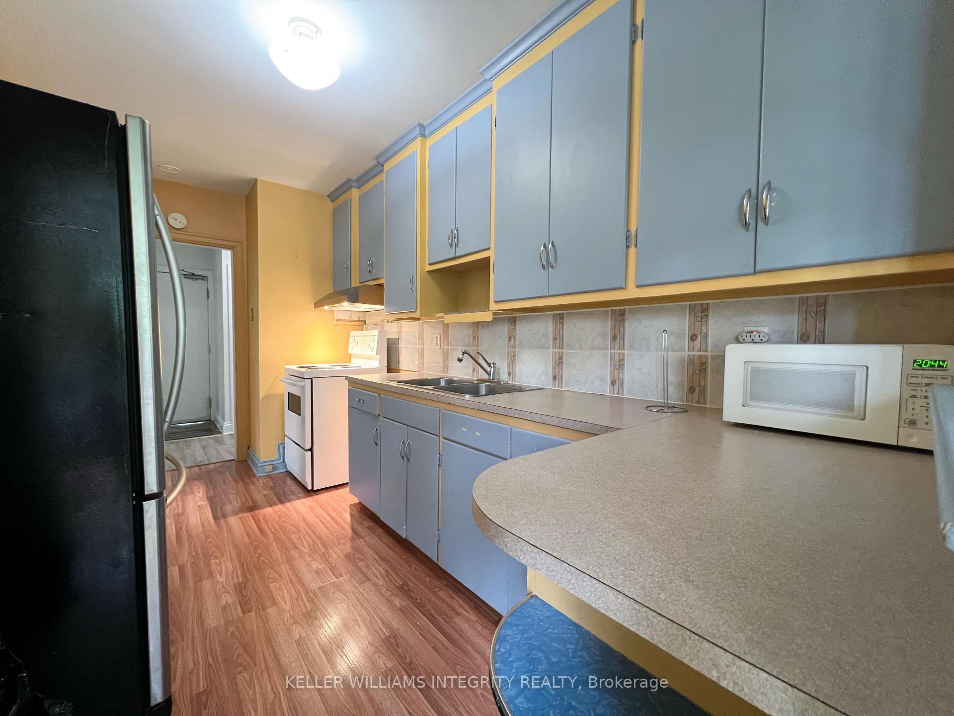 Photo 7 of Unit 3, 831 Bronson Avenue, Ottawa, Glebe — HOMEH
