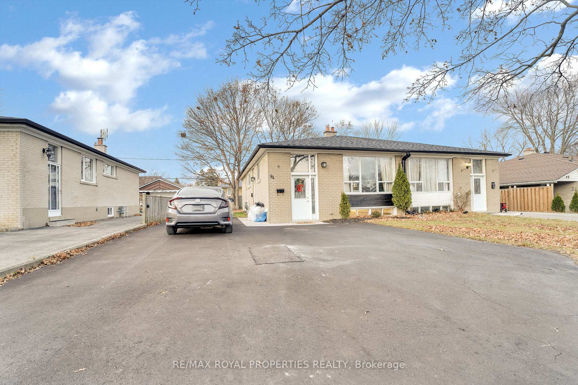 Photo 1 of 94 Tulloch Drive, Ajax, South East — HOMEH