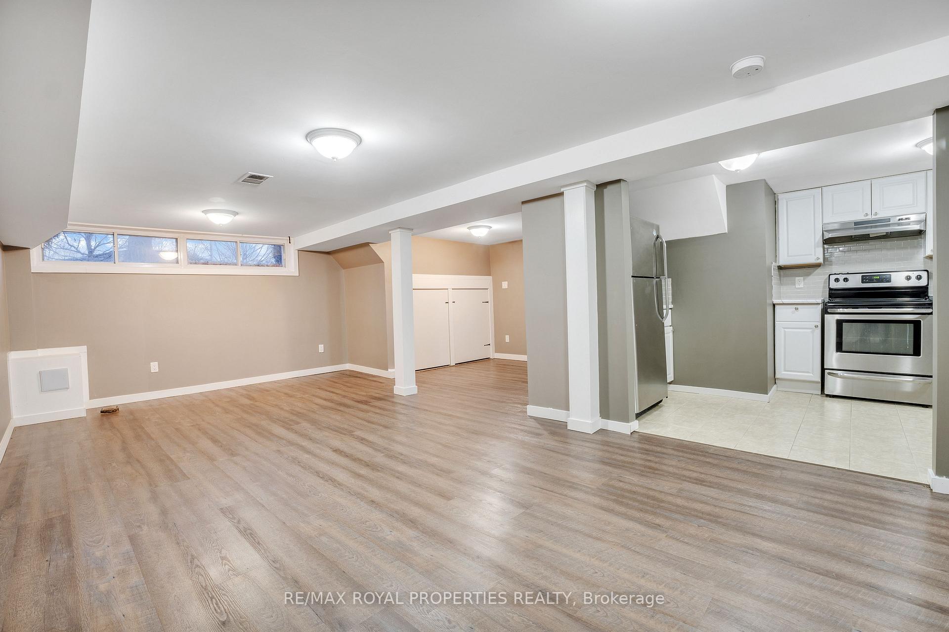 Photo 20 of 94 Tulloch Drive, Ajax, South East — HOMEH