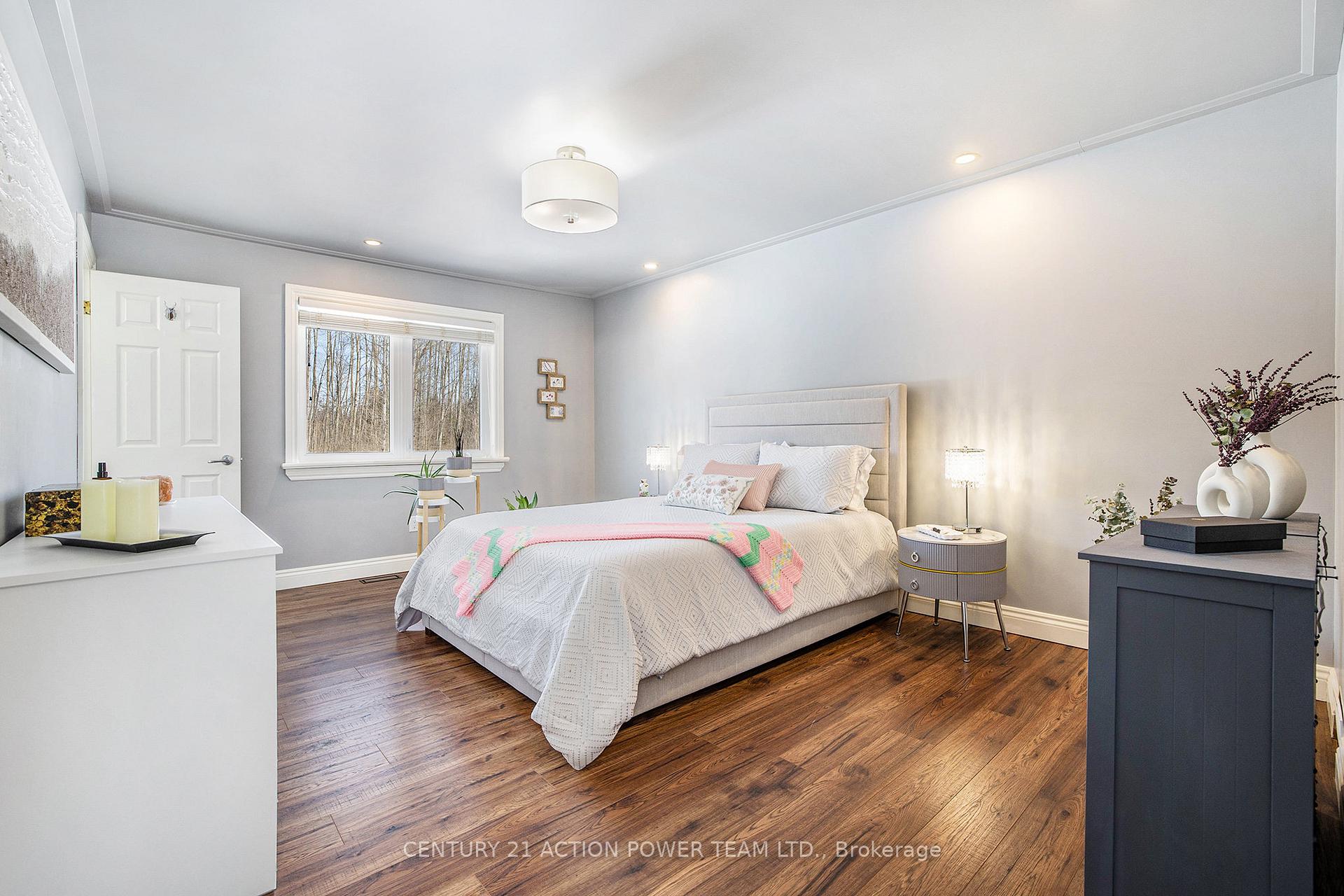 Photo 15 of 450 Big Horn Way W, Ottawa, Kinburn — HOMEH