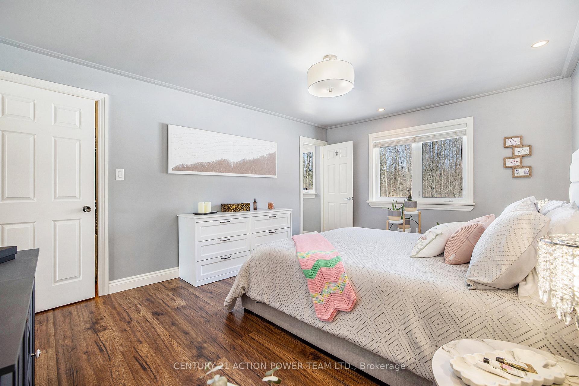 Photo 14 of 450 Big Horn Way W, Ottawa, Kinburn — HOMEH