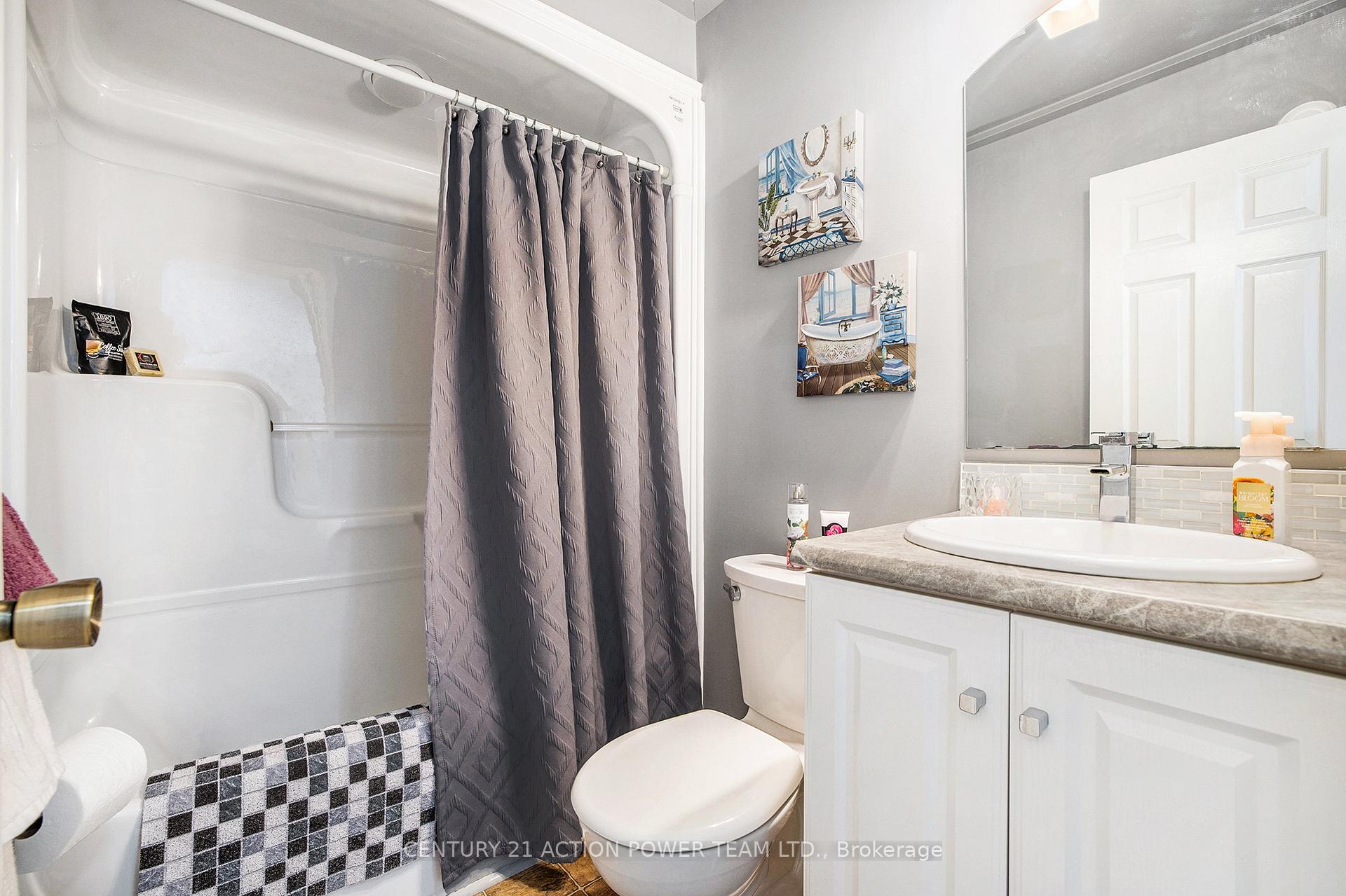 Photo 19 of 450 Big Horn Way W, Ottawa, Kinburn — HOMEH