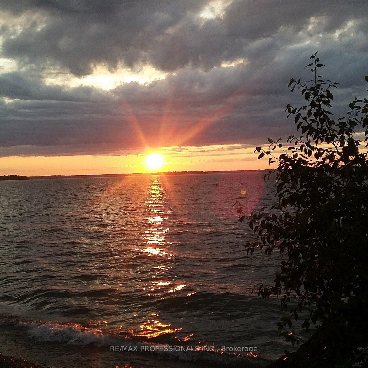 Photo 7 of 14 Patty Lane, Georgina, Historic Lakeshore Communities — HOMEH