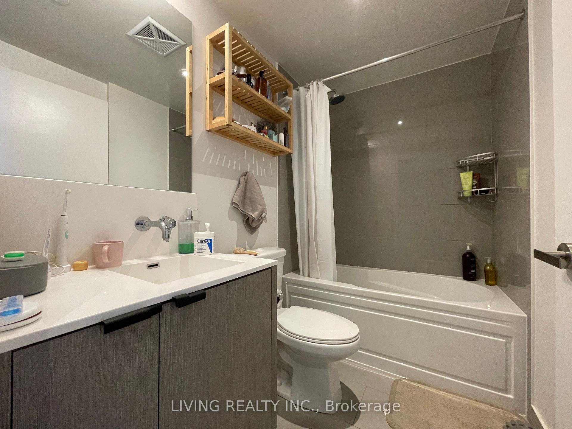 Photo 9 of Unit 2909, 88 Harbour Street, Toronto, Waterfront Communities — HOMEH