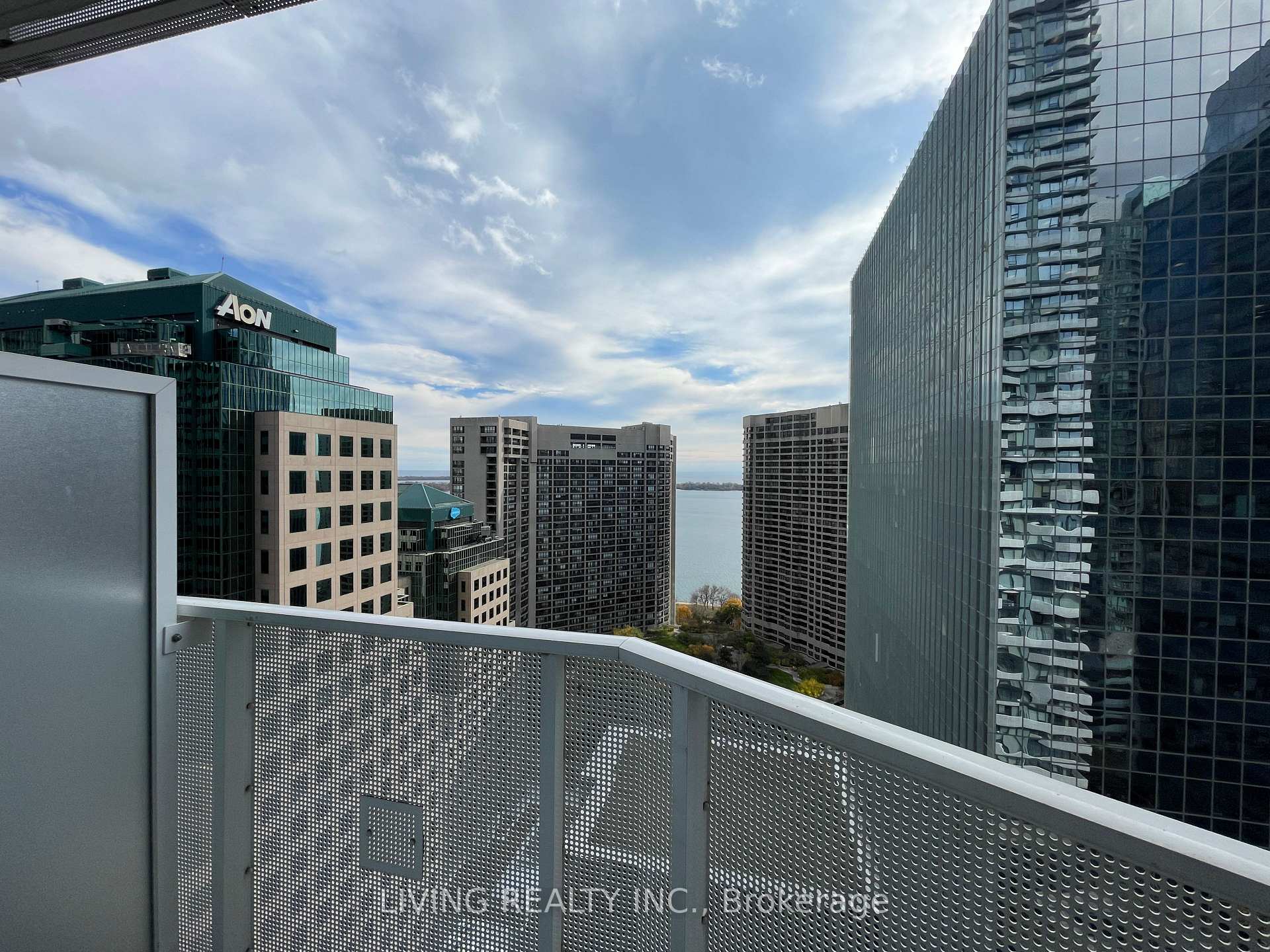 Photo 10 of Unit 2909, 88 Harbour Street, Toronto, Waterfront Communities — HOMEH