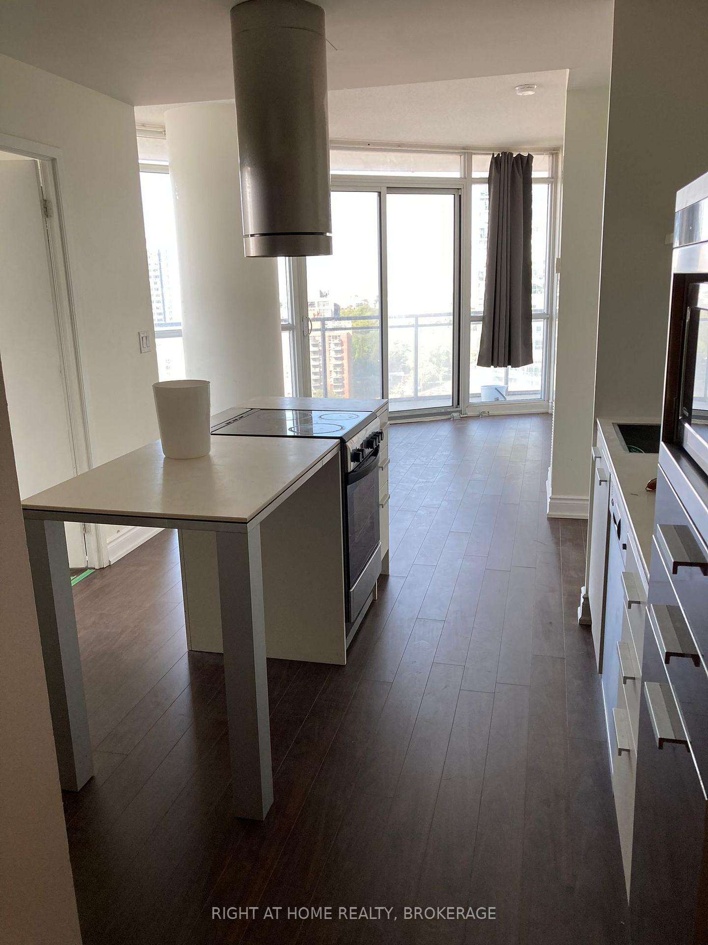 Photo 9 of Unit 2201, 38 Dan Leckie Way S, Toronto, Waterfront Communities — HOMEH