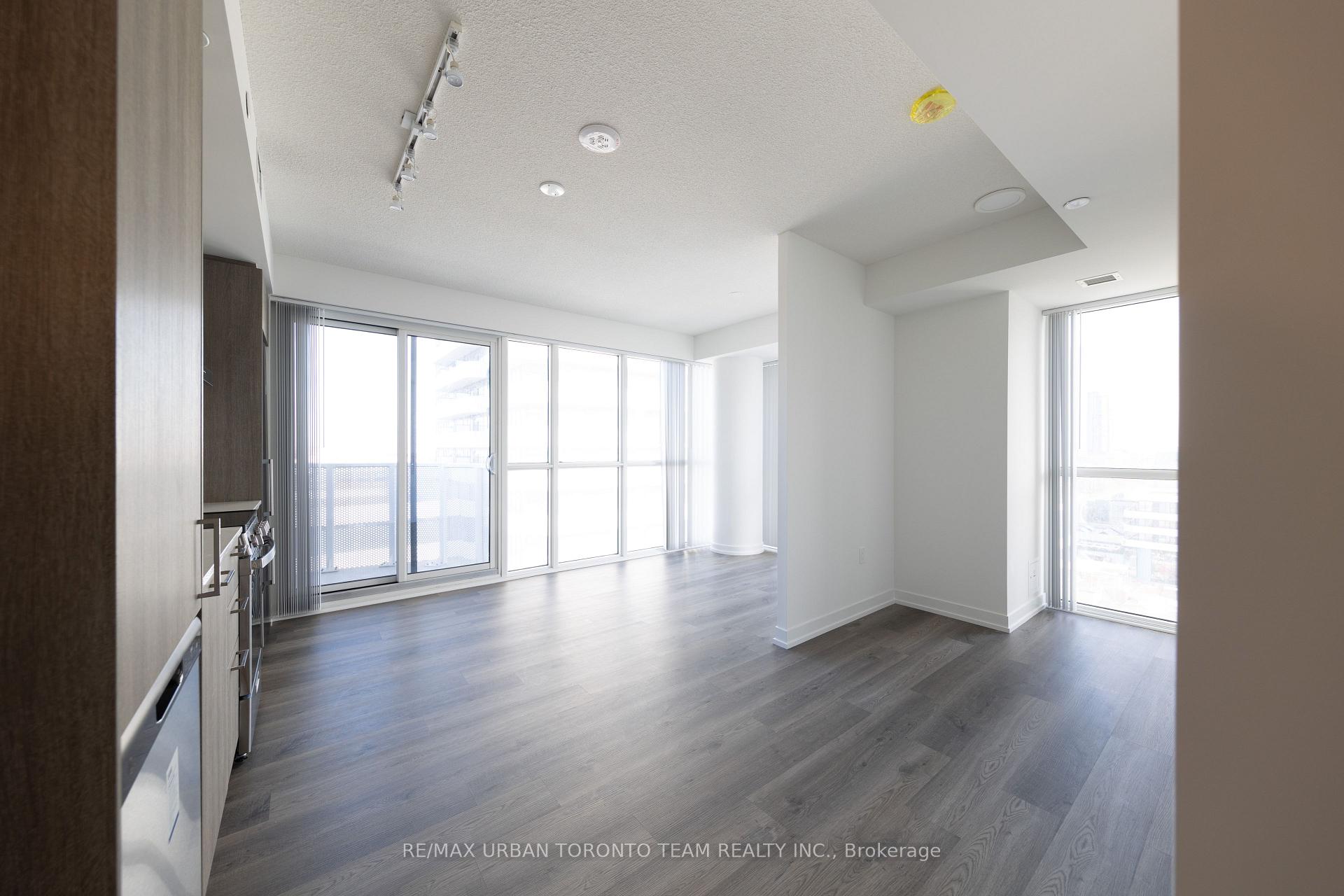 Photo 2 of Unit 1015, 195 Commerce Street, Vaughan, Vaughan Corporate Centre — HOMEH