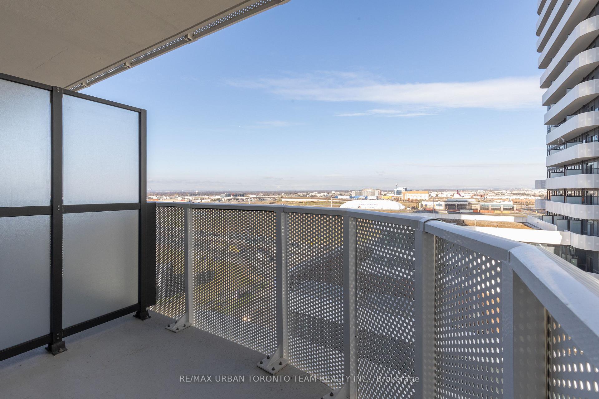 Photo 13 of Unit 1015, 195 Commerce Street, Vaughan, Vaughan Corporate Centre — HOMEH