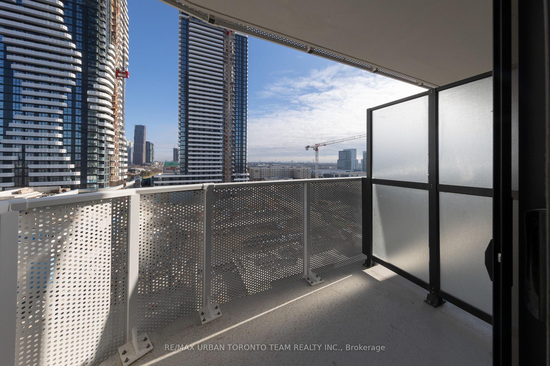 Photo 15 of Unit 1015, 195 Commerce Street, Vaughan, Vaughan Corporate Centre — HOMEH