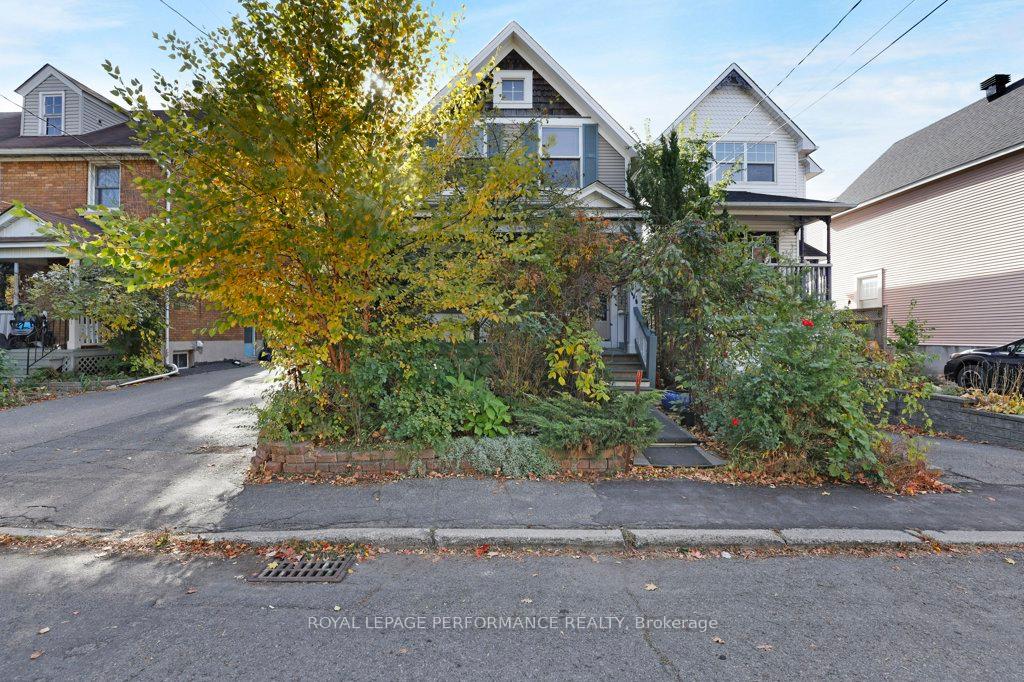 Photo 1 of 32 Herridge Street, Ottawa, Ottawa East — HOMEH