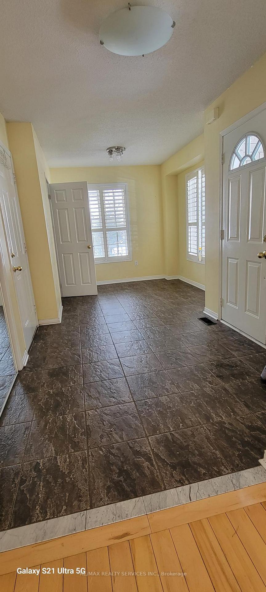 Photo 3 of 50 Florence Drive, Brampton, Fletcher's Meadow — HOMEH