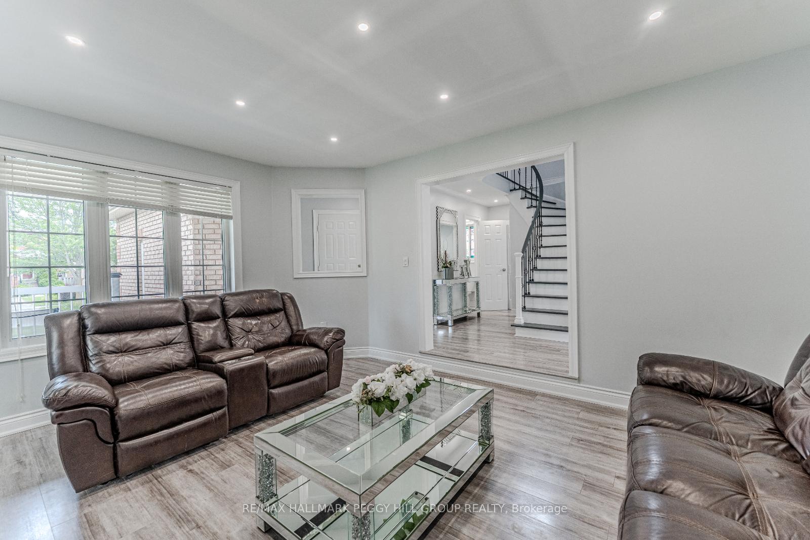 Photo 7 of 112 Widgeon Street, Barrie, Painswick South — HOMEH