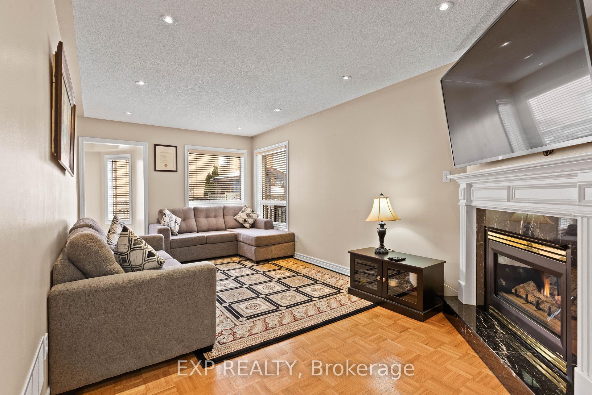 Photo 11 of 67 Barleyfield Road, Brampton, Sandringham-Wellington — HOMEH