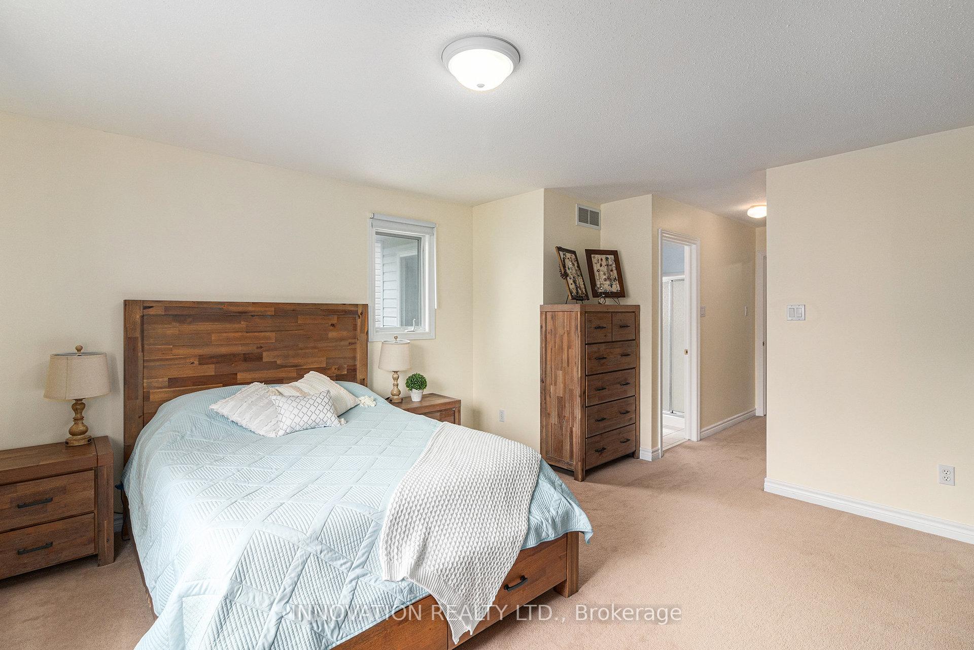 Photo 16 of 47 Alameda Way, Ottawa, Barrhaven - Longfields — HOMEH