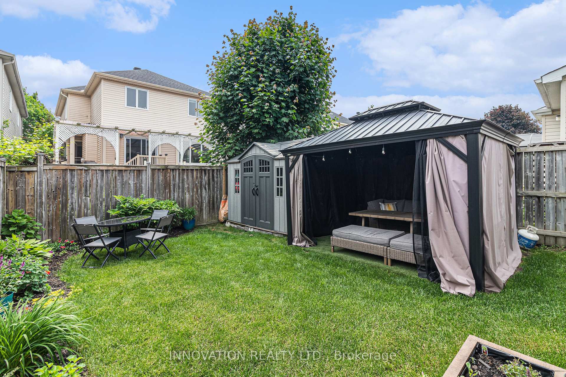 Photo 23 of 47 Alameda Way, Ottawa, Barrhaven - Longfields — HOMEH