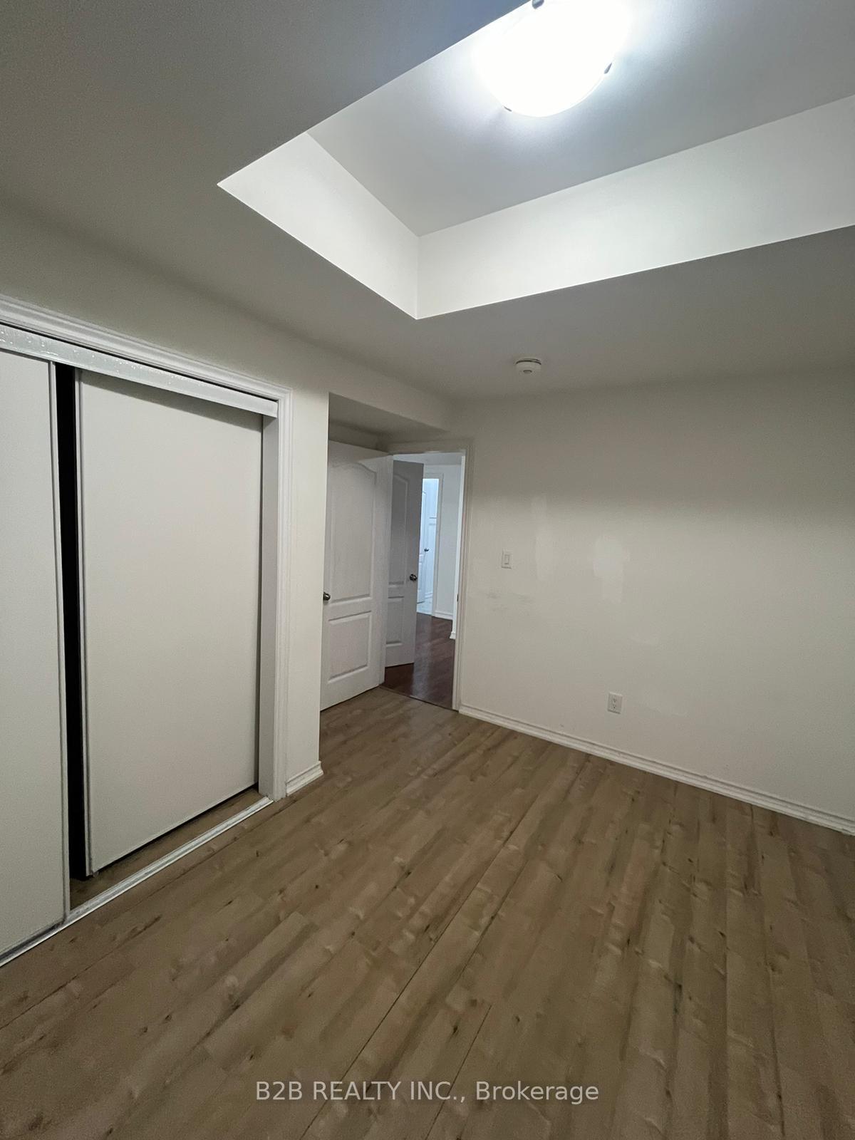 Photo 7 of 25 Blue Silo Way, Brampton, Northwest Brampton — HOMEH