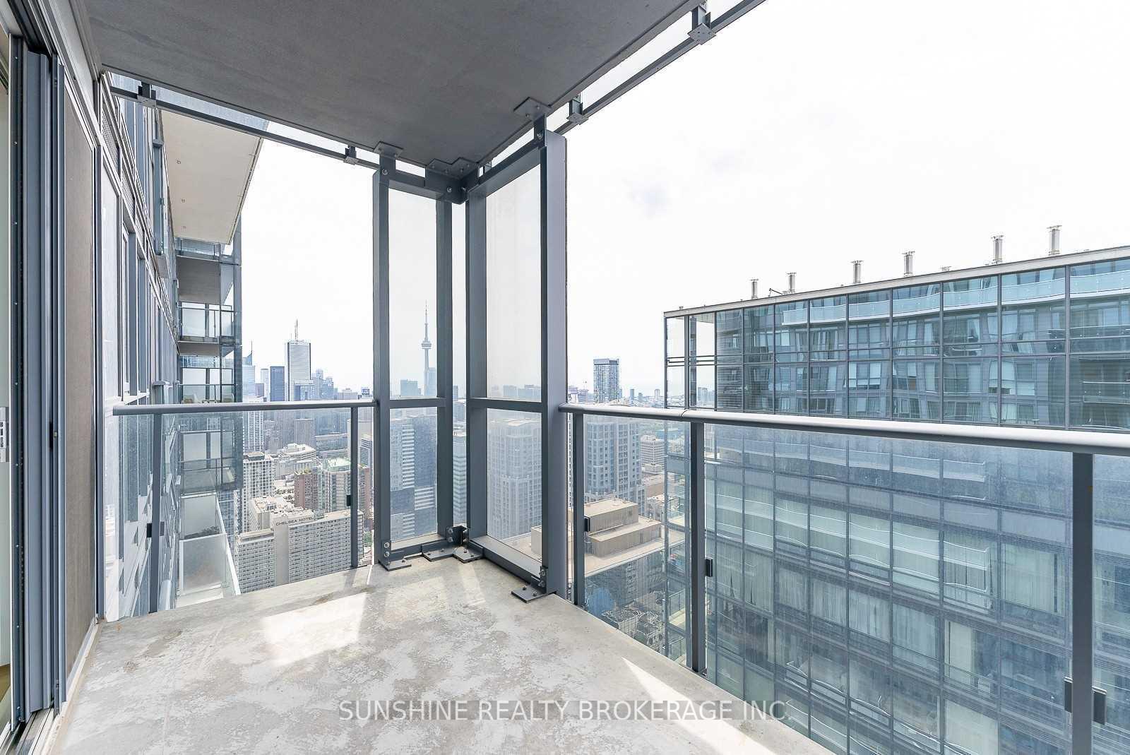 Photo 16 of Unit 5702, 7 Grenville Street, Toronto, Bay Street Corridor — HOMEH