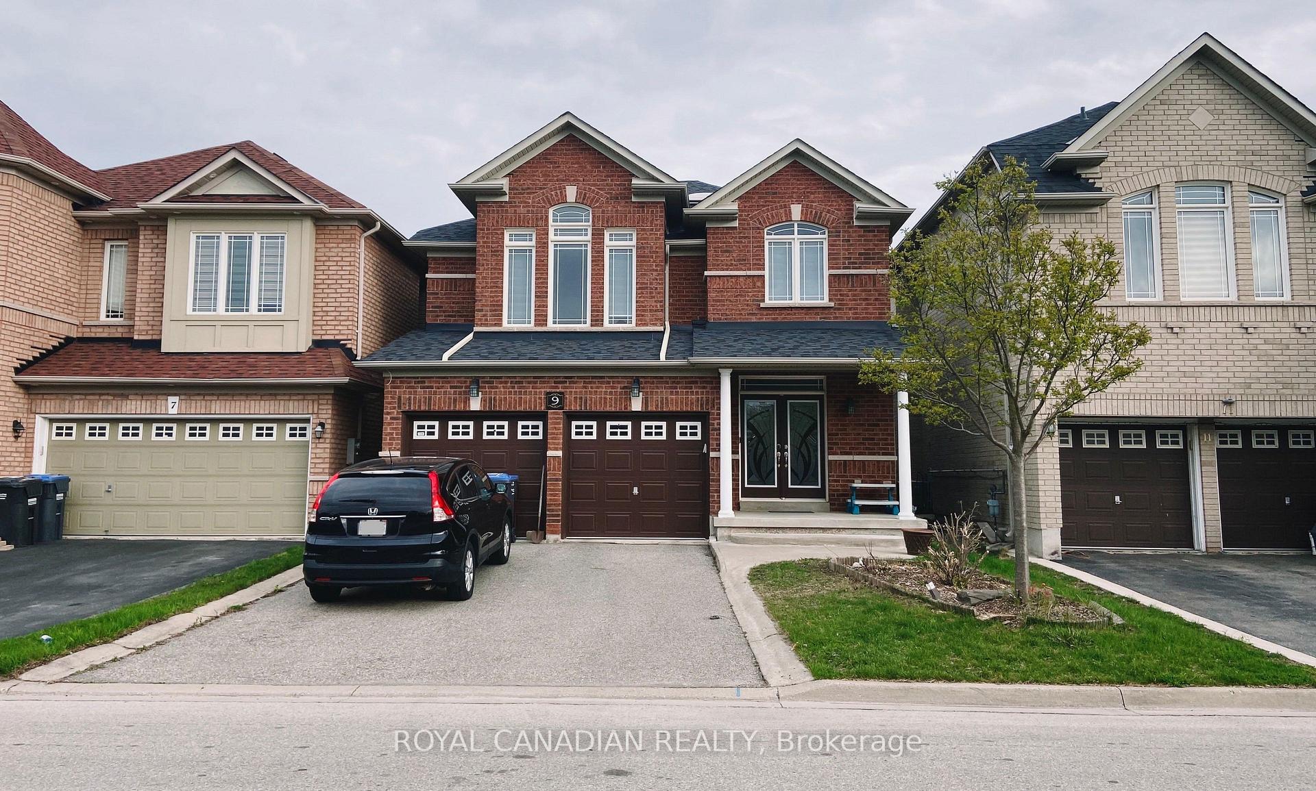 Photo 1 of Unit Upper, 9 Putnam Drive, Brampton, Fletcher's Meadow — HOMEH