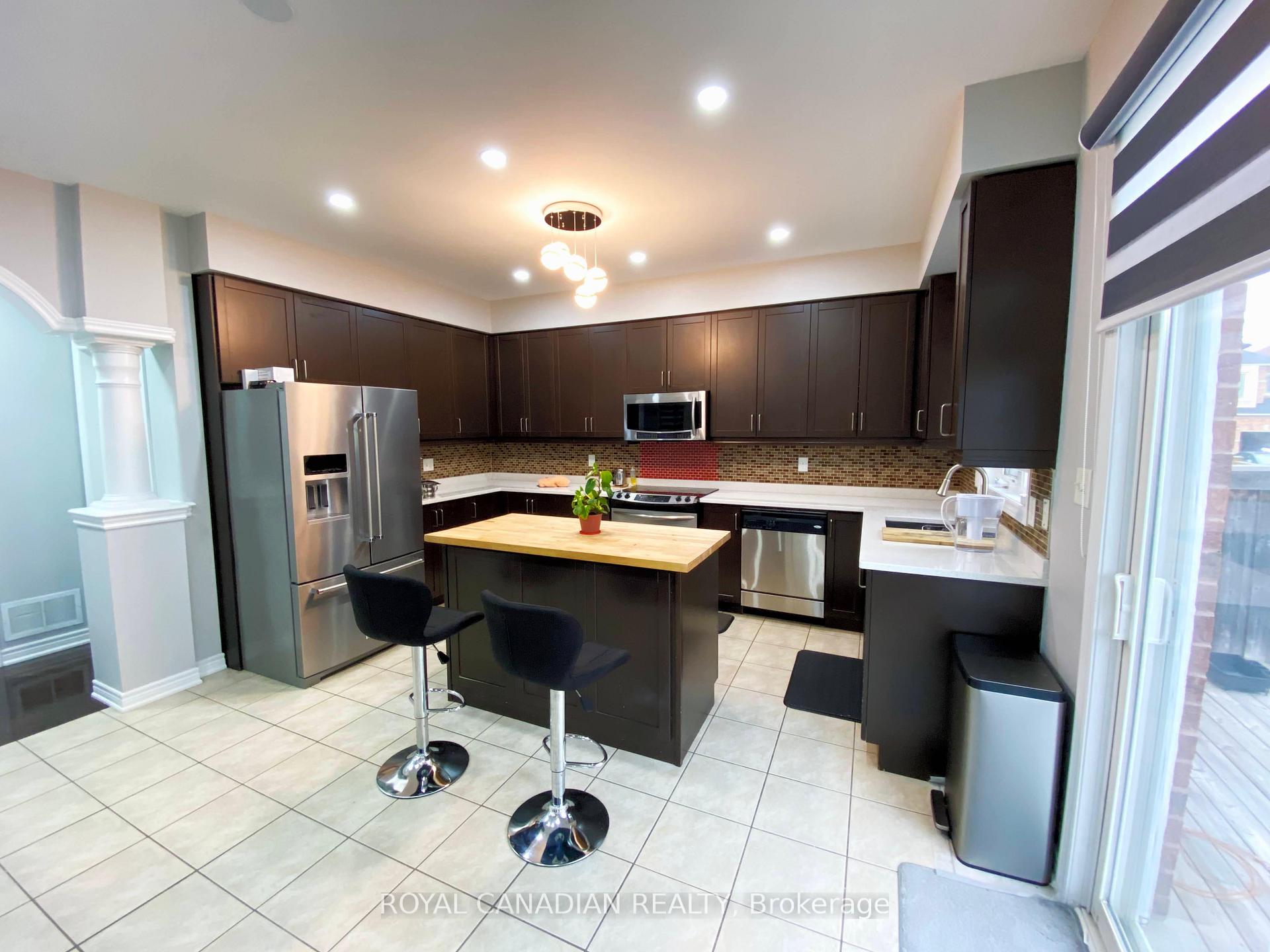 Photo 17 of Unit Upper, 9 Putnam Drive, Brampton, Fletcher's Meadow — HOMEH