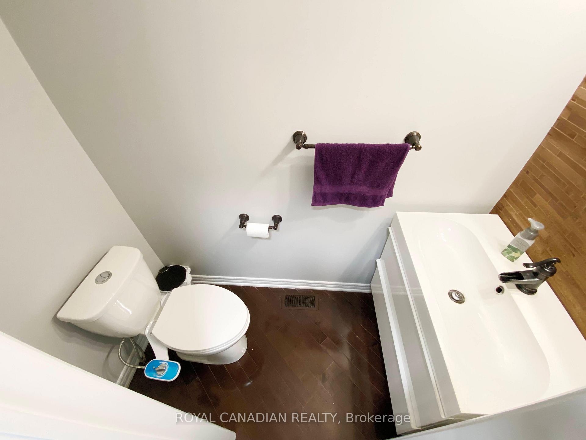 Photo 13 of Unit Upper, 9 Putnam Drive, Brampton, Fletcher's Meadow — HOMEH
