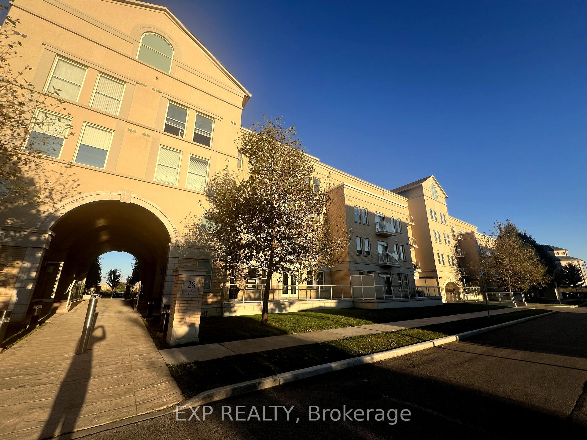 Photo 18 of Unit PH22, 28 Prince Regent Street, Markham, Cathedraltown — HOMEH