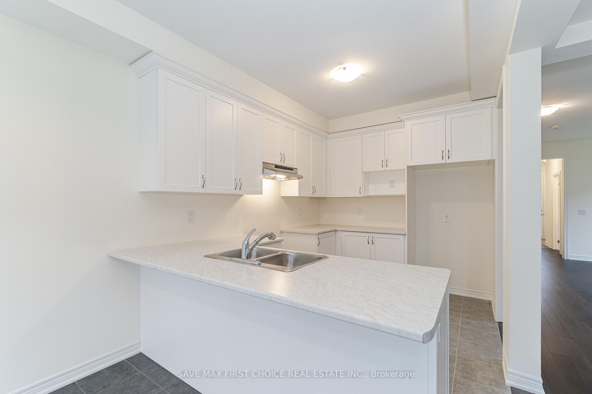 Photo 12 of Unit Upper, 4 Gosset Road, Brampton, Northwest Brampton — HOMEH