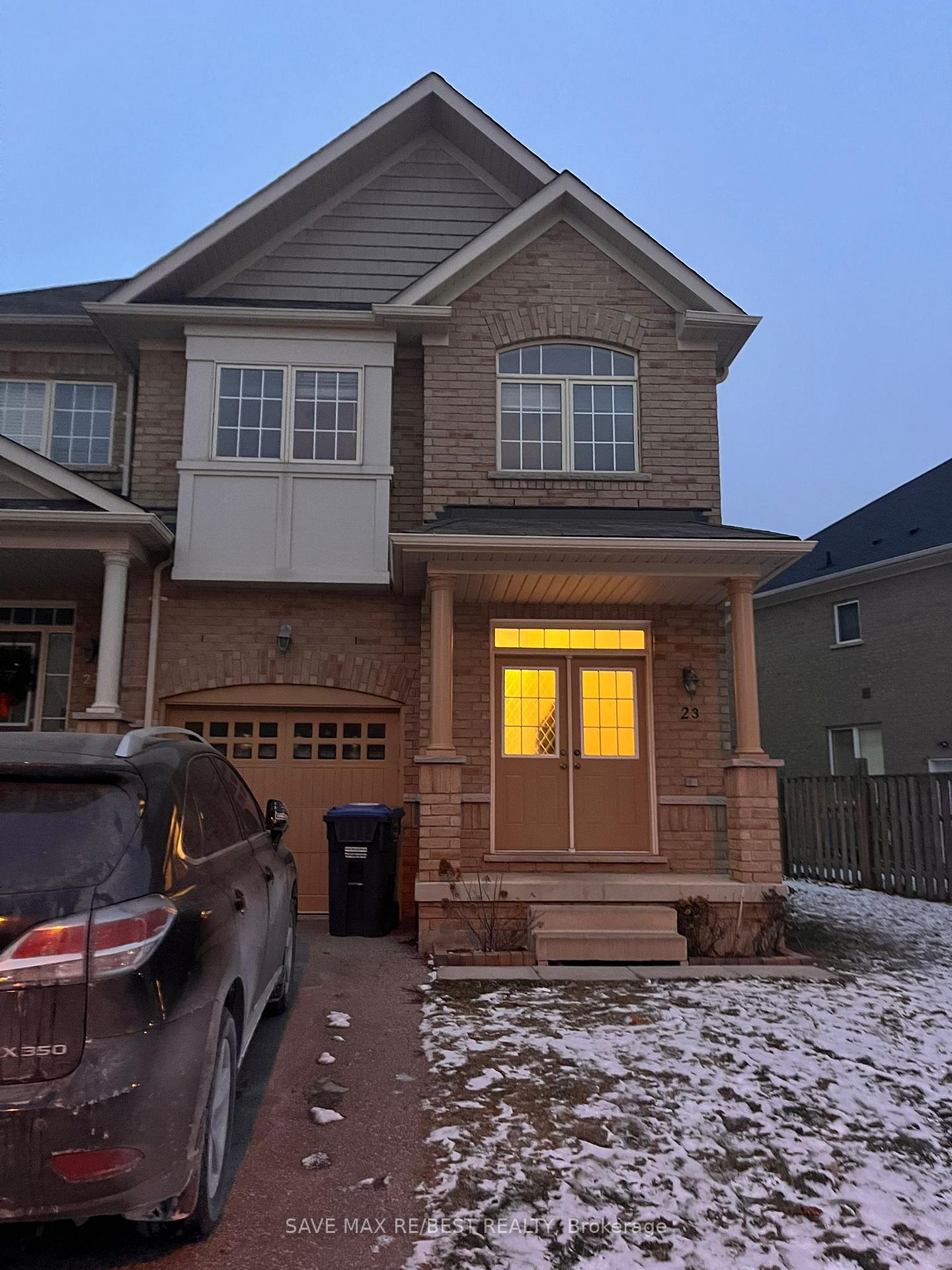 Photo 1 of 23 Naperton Drive, Brampton, Sandringham-Wellington — HOMEH